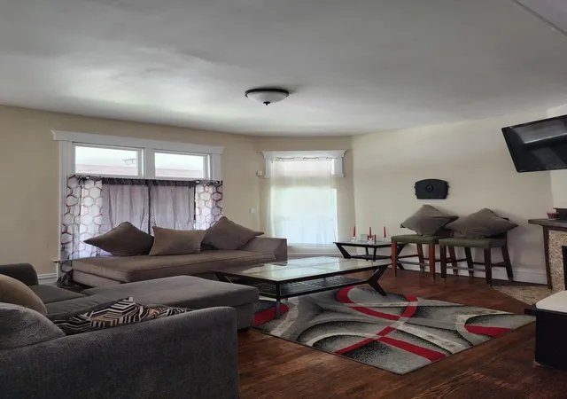 2nd image of 435 W Winneconna Pkwy, Chicago, IL 60620 | MLS# 12637140