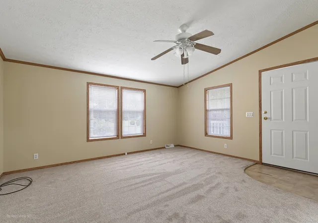 Homes for sale in Manteno, IL | 1041 Aspen Dr, Manteno, IL 60950 | MLS# 12637218