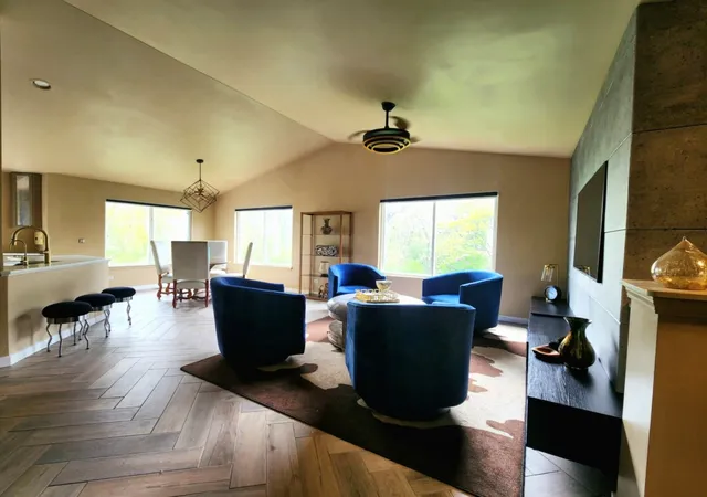 3rd image of 1043 Fairway Dr, Fox Lake, IL 60020 | MLS# 12637264