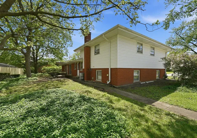 4th image of 18345 Pierce Ave, Homewood, IL 60430 | MLS# 12637370
