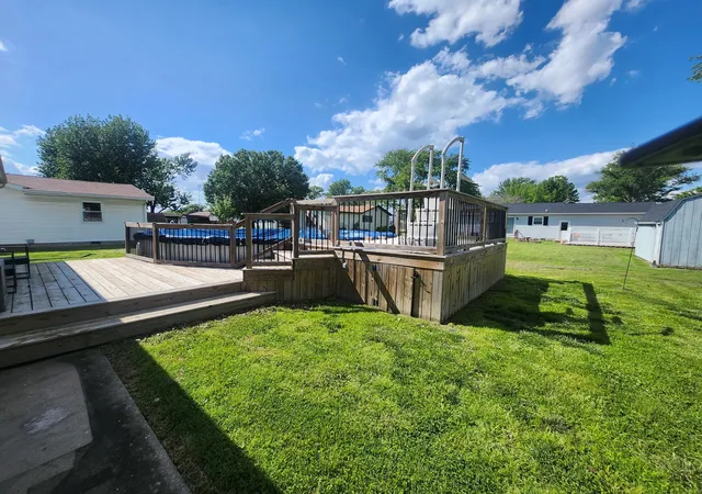 Homes for sale in Pinckneyville, IL | 911 N Sunset Dr, Pinckneyville, IL 62274 | MLS# 12637394