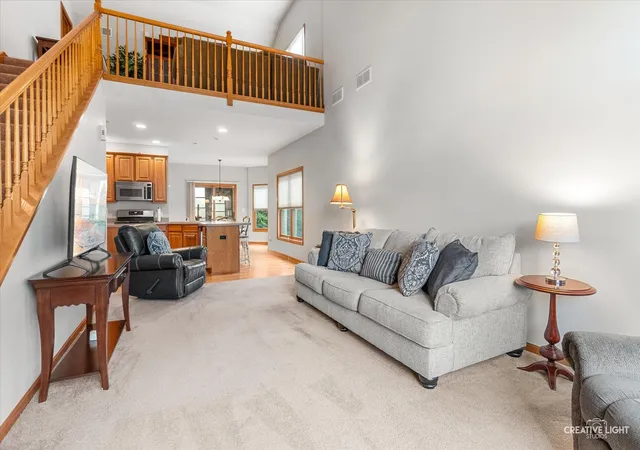 Homes for sale in Oswego, IL | 574 Sudbury Cir, Oswego, IL 60543 | MLS# 12637659