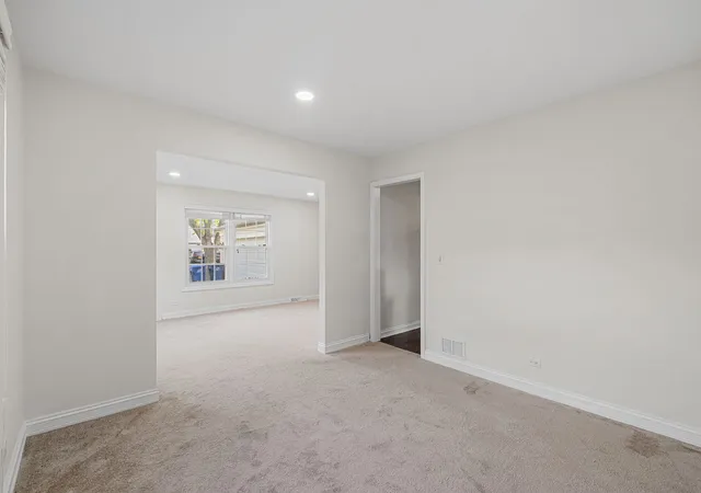 5th image of 1115 Antique Ln, Northbrook, IL 60062 | MLS# 12637975