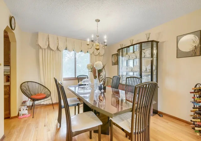 4th image of 22417 Riverside Dr, Richton Park, IL 60471 | MLS# 12637990