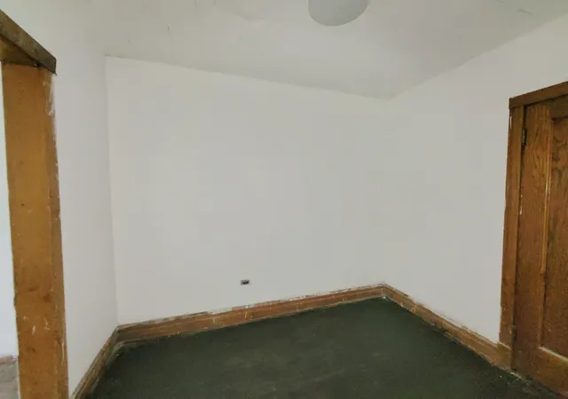 Listing Photo 4 - Condo for sale in building located at 2641 W 69th St, Chicago, IL 60629