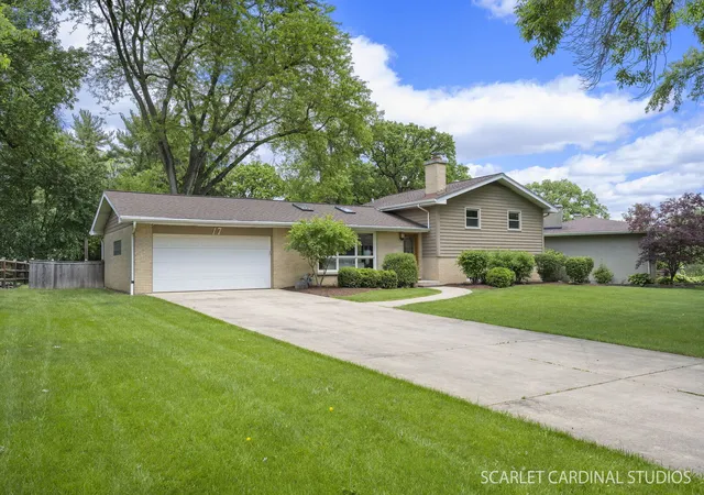 2nd image of 17 Meisinger Ln, Naperville, IL 60540 | MLS# 12638141