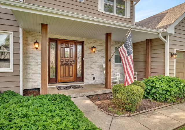 Homes for sale in Grayslake, IL | 1147 Silo Hill Dr, Grayslake, IL 60030 | MLS# 12638239