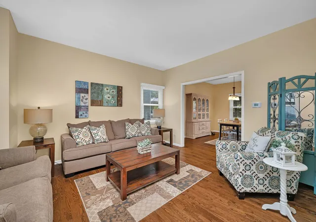 Homes for sale in Grayslake, IL | 1147 Silo Hill Dr, Grayslake, IL 60030 | MLS# 12638239