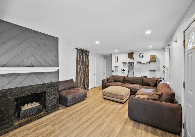 5th image of 348 Niagara St, Park Forest, IL 60466 | MLS# 12638258