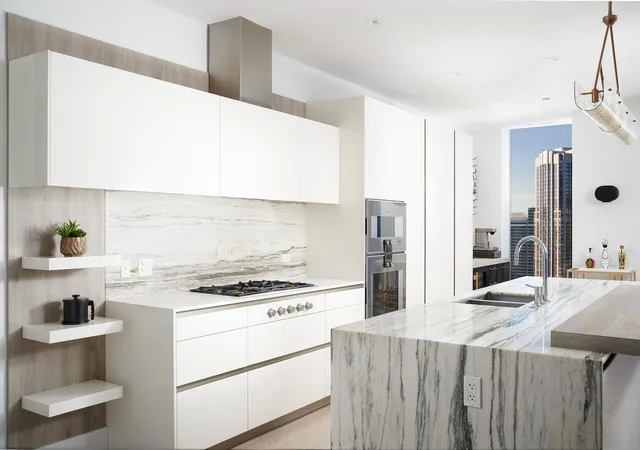 3rd image of 363 E Wacker Dr #3608, Chicago, IL 60601 | MLS# 12638404