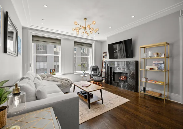 5th image of 159 E Walton Pl #12D, Chicago, IL 60611 | MLS# 12638466