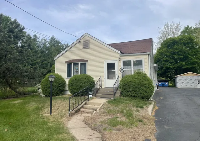 Homes for sale in Prophetstown, IL | 706 Jackson St, Prophetstown, IL 61277 | MLS# 12638646
