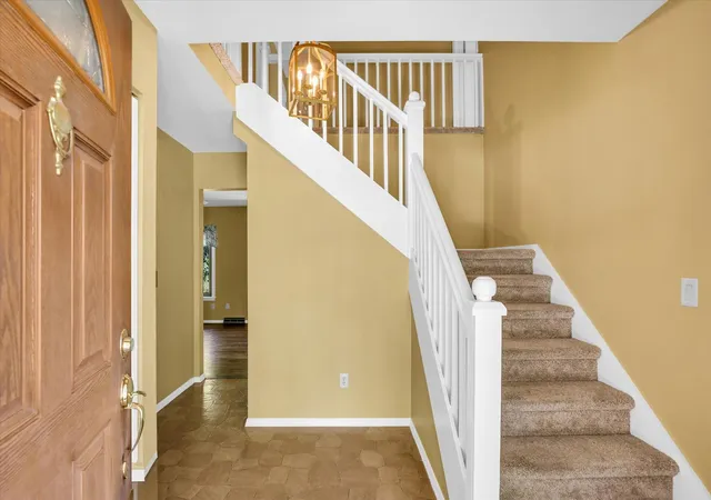 Photo 4 of Single family home for sale at 28 Dunlap Dr, Savoy, IL | MLS# 12638703 | Listing updated on 2026-08-24