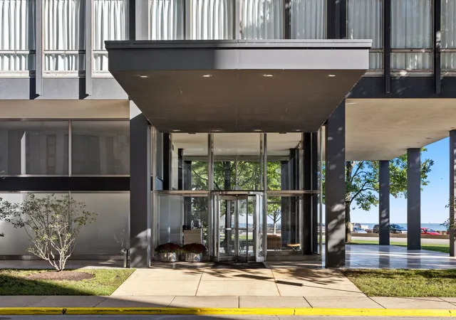 5th image of 860 N Lake Shore Dr #14K, Chicago, IL 60611 | MLS# 12638713