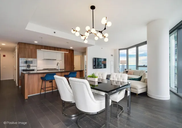 3rd image of 211 N Harbor Dr #1801, Chicago, IL 60601 | MLS# 12639362