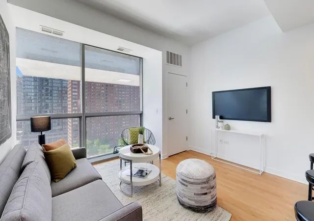 Homes for sale in Chicago, IL | 303 W Ohio St #1504, Chicago, IL 60654 | MLS# 12639374