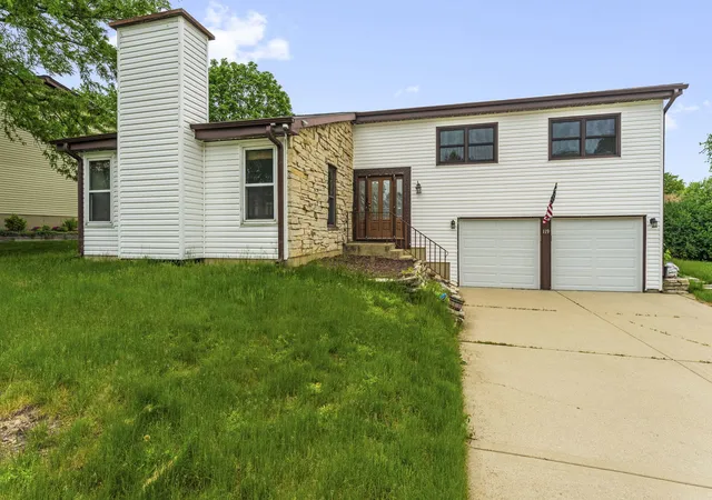 1st image of 119 Garland Ct, Glendale Heights, IL 60139 | MLS# 12639393