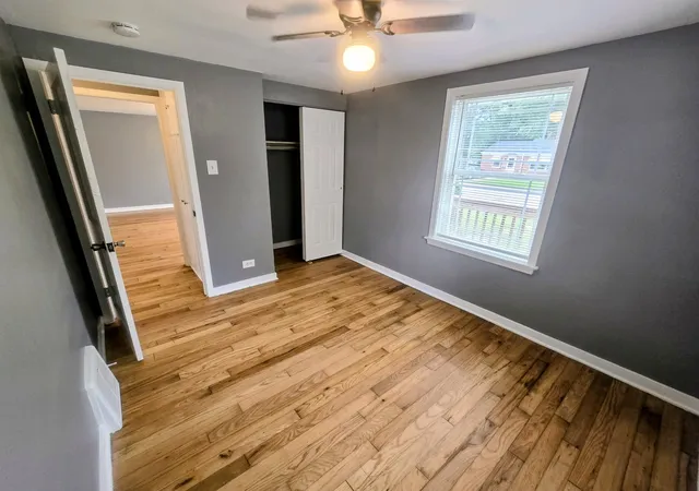 Photo 4 of Townhouse for sale at 1640 N Prairie Ave, Crest Hill, IL 60403 | MLS# 12639408 | Listing updated on 2026-09-21