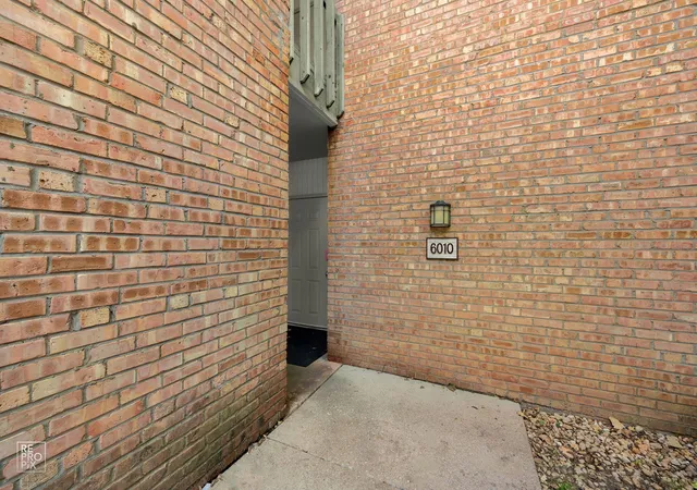 Photo 1 of Condo for sale at 6010 Forest View Rd #1B, Lisle, IL 60532 | MLS# 12639441 | Listing updated on 2026-09-22