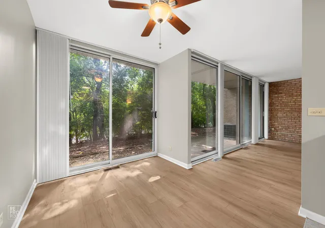 Listing Photo 5 - Condo for sale in building located at 6010 Forest Vw Rd, Lisle, IL 60532 - Unit #1B