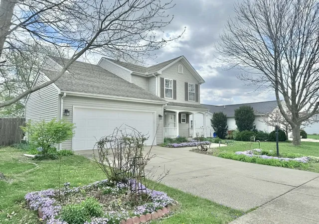 Photo 2 of Single family home for sale at 3207 Katie Lynn Dr, Champaign, IL 61822 | MLS# 12639529 | Listing updated on 2026-08-10