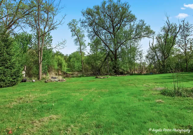 Homes for sale in Antioch, IL | 42177 N Lake Ave, Antioch, IL 60002 | MLS# 12639865