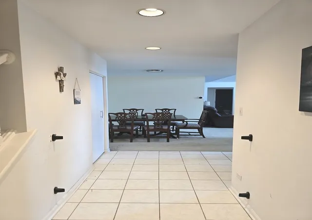 2nd image of 6624 Martin France Cir #3B, Tinley Park, IL 60477 | MLS# 12639880