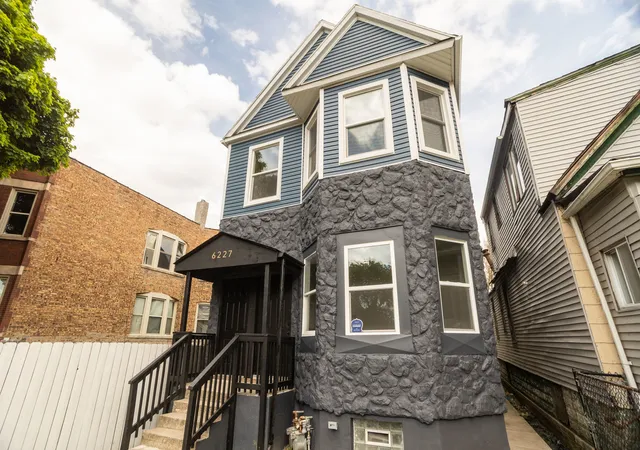 Homes for sale in Chicago, IL | 6227 S May St, Chicago, IL 60621 | MLS# 12639899