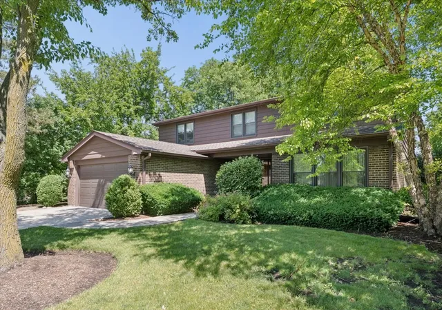 Homes for sale in Glenview, IL | 3724 Winnetka Rd, Glenview, IL 60026 | MLS# 12639922