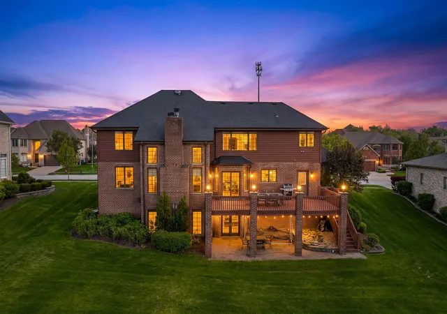 2nd image of 1045 Hilltop Dr, Lemont, IL 60439 | MLS# 12639956