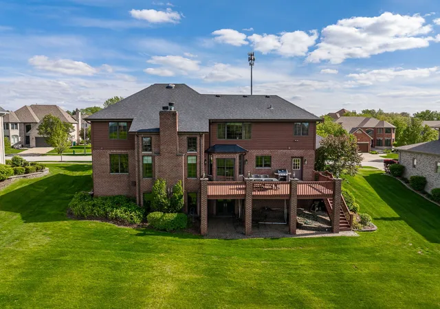 5th image of 1045 Hilltop Dr, Lemont, IL 60439 | MLS# 12639956