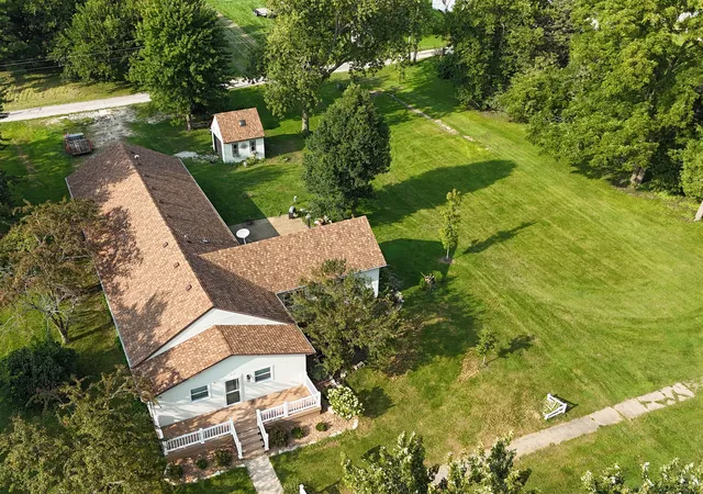Photo 2 of Single family home for sale at 218 W South St, Dwight, IL 60420 | MLS# 12640051 | Listing updated on 2026-09-15