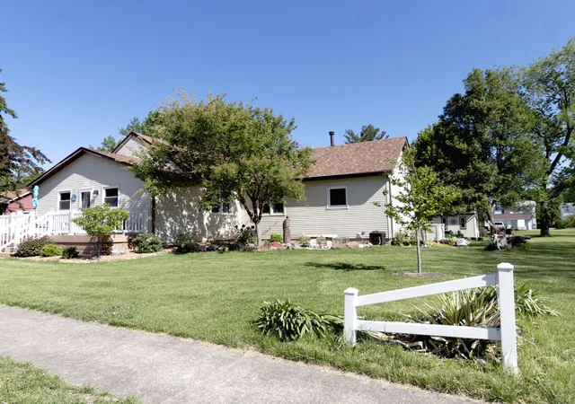 Photo 4 of Single family home for sale at 218 W South St, Dwight, IL 60420 | MLS# 12640051 | Listing updated on 2026-10-28