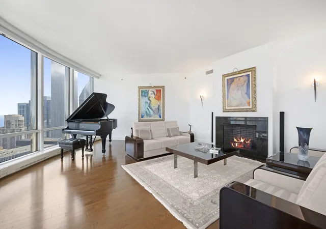 3rd image of 401 N Wabash Ave #44A, Chicago, IL 60611 | MLS# 12640133
