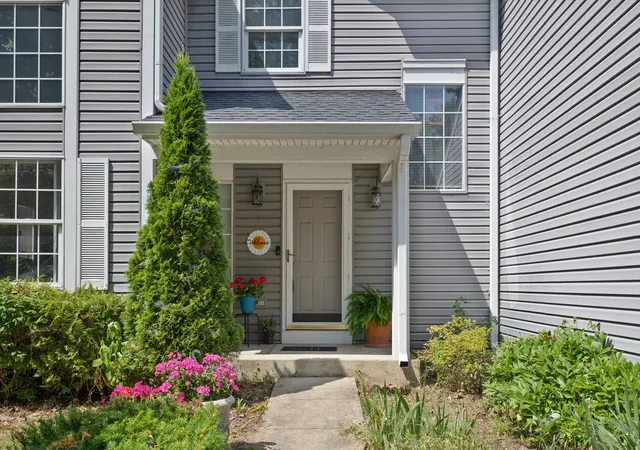 2nd image of 8566 Cedar St, Fox Lake, IL 60020 | MLS# 12640273
