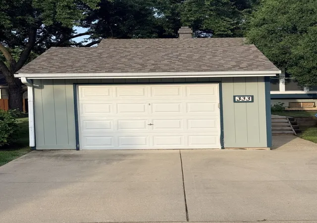 Photo 29 of Townhouse for sale at 333 Colony Green Dr, Bloomingdale, IL 60108 | MLS# 12640381 | Listing updated on 2026-09-14