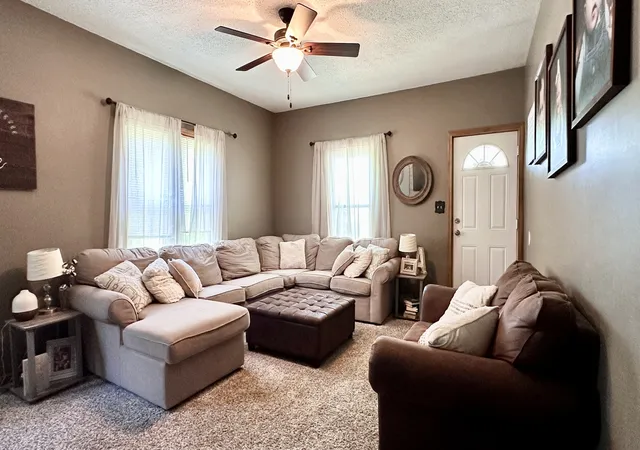 4th image of 1106 E Clark St, West Frankfort, IL 62896 | MLS# 12640463