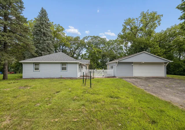 Photo 1 of Single family home for sale at 21040 W Highway 113, Custer Park, IL 60481 | MLS# 12640507 | Listing updated on 2026-10-21