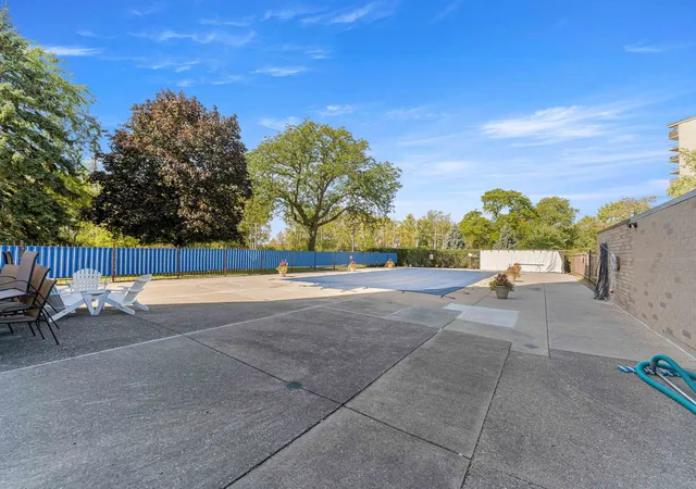 Photo 4 of Condo for sale at 6833 N Kedzie Ave #A1511, Chicago, IL 60645 | MLS# 12640740 | Listing updated on 2026-10-01