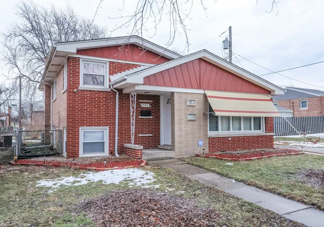 1st image of 15333 Grant St, Dolton, IL 60419 | MLS# 12640912
