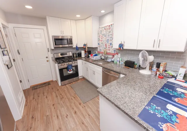 3rd image of 15333 Grant St, Dolton, IL 60419 | MLS# 12640912