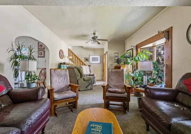 Homes for sale in Rock Island, IL | 2826 8 1/2 Ave, Rock Island, IL 61201 | MLS# 12640927