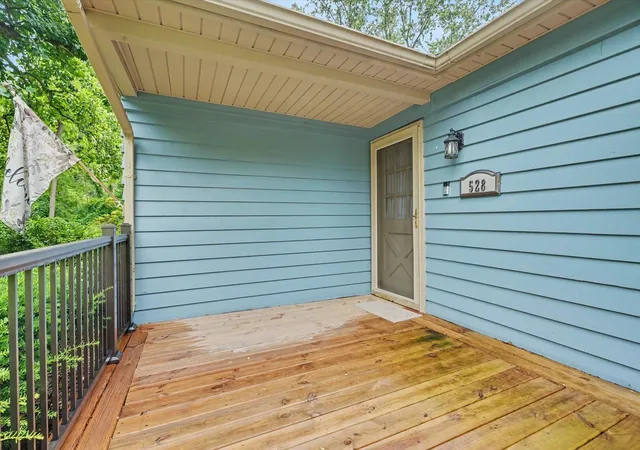 3rd image of 528 Chester Ave, Danville, IL 61832 | MLS# 12641030