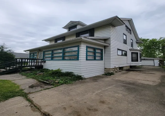 2nd image of 227 W 16th Pl, Chicago Heights, IL 60411 | MLS# 12641577
