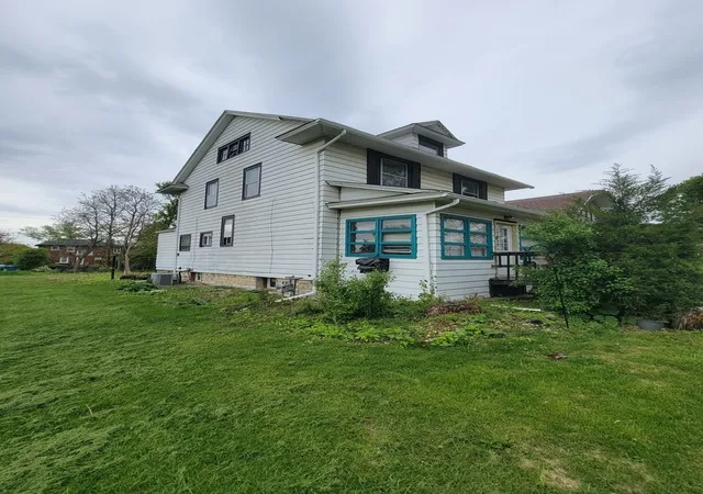 3rd image of 227 W 16Th Pl, Chicago Heights, IL 60411 | MLS# 12641577