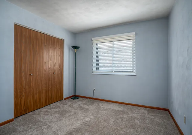 2nd image of 2505 26Th Ave Ct, Rock Island, IL 61201
