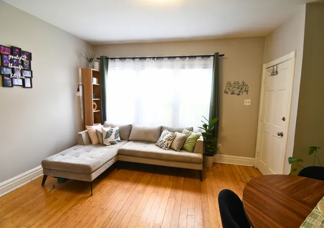 4th image of 2437 N Central Ave, Chicago, IL 60639 | MLS# 12641846
