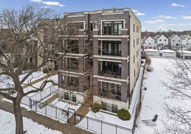 Homes for sale in Chicago, IL | 6531 S Kimbark Ave #3N, Chicago, IL 60637 | MLS# 12641850