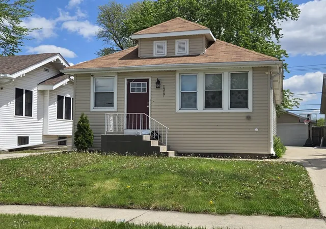 2nd image of 1317 Franklin Ave, Chicago Heights, IL 60411 | MLS# 12642053