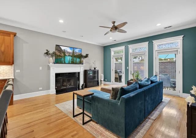 Homes for sale in Chicago, IL | 4341 N Mozart St #1, Chicago, IL 60618 | MLS# 12642063